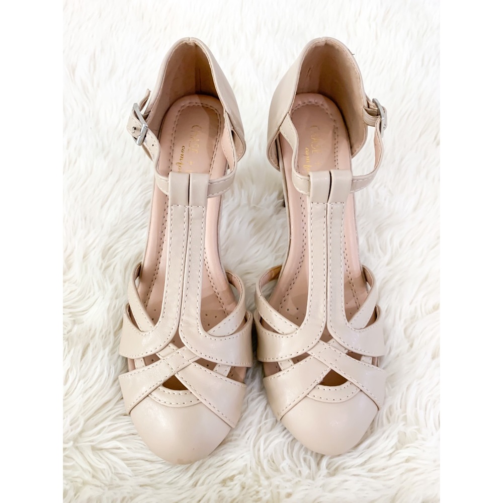 Chase and Chloe Retro Nude T-strap Heels